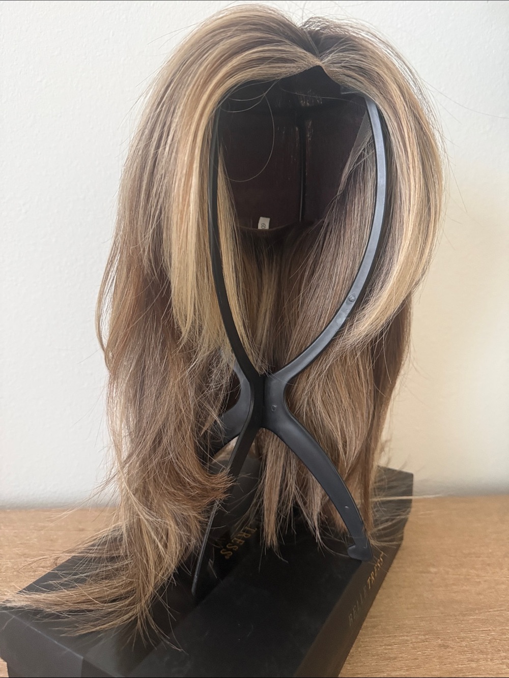 Belle Tress- Lauren Women's Wig in Sunkissed